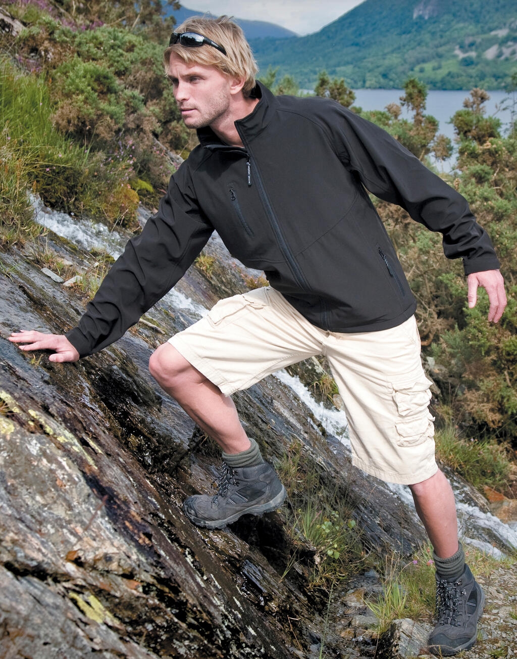 Result: Base Layer Softshell R128M | nawajo.de - Großhandelspreise für Groß und Klein